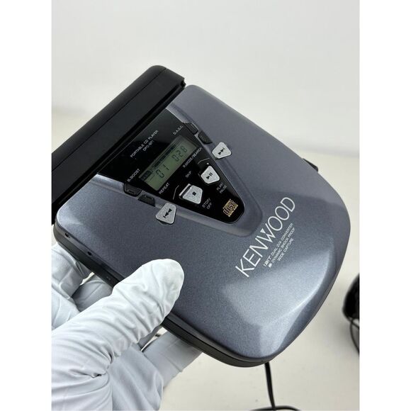 Vintage 1996 Kenwood DPC-971 Discman Portable CD Player Battery Extender Bundle - Picture 4 of 12